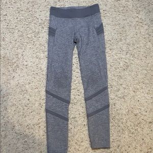 grey ivivva pocket leggings